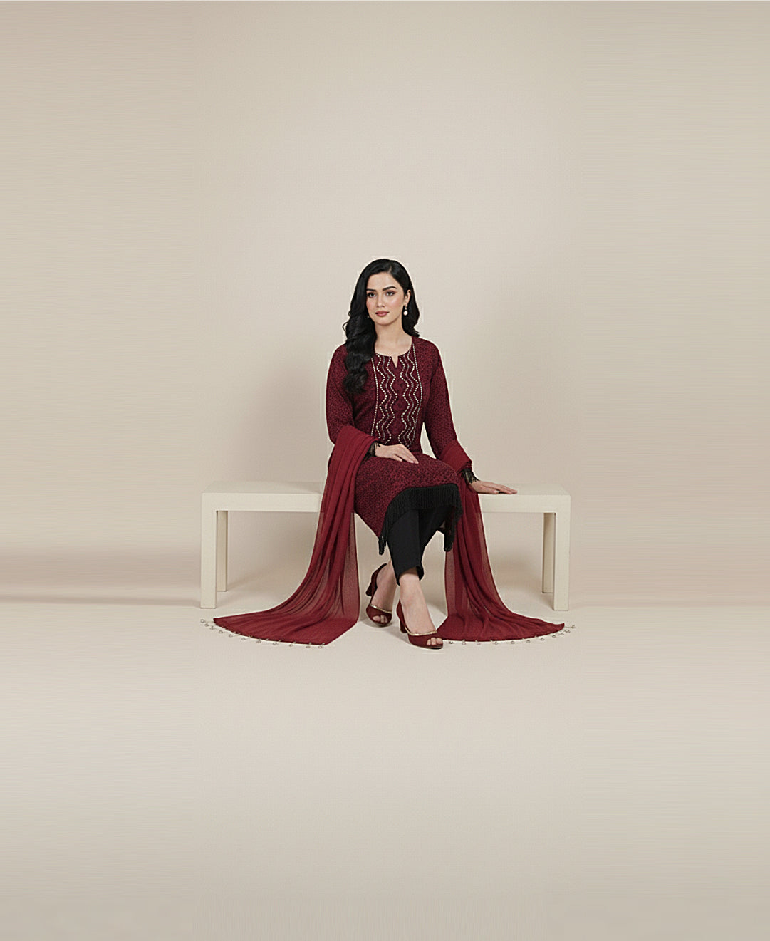 Code: 7201 ( 3 Piece Outfit )