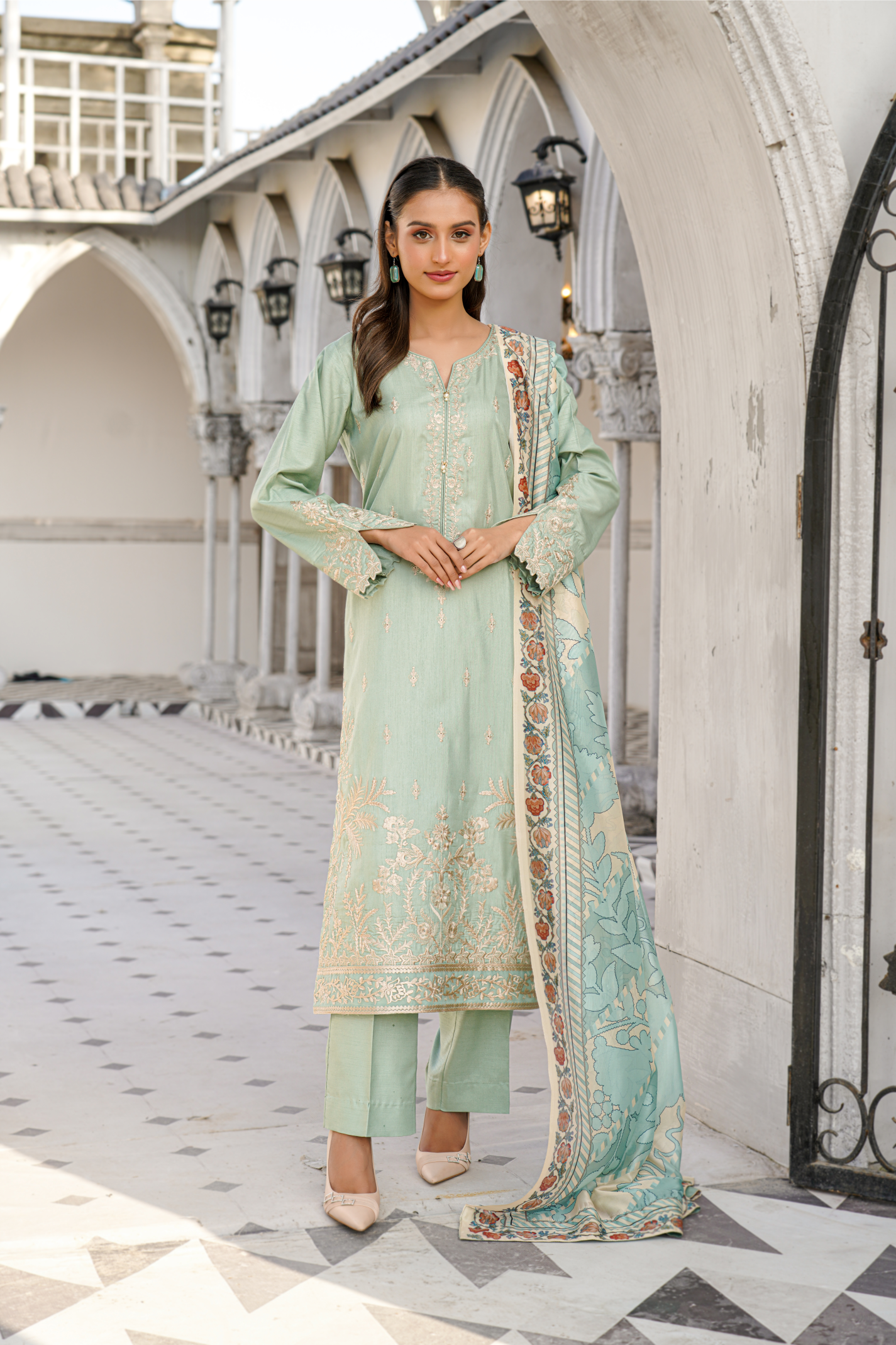 Code: 7159 ( 3 Pc Outfit )