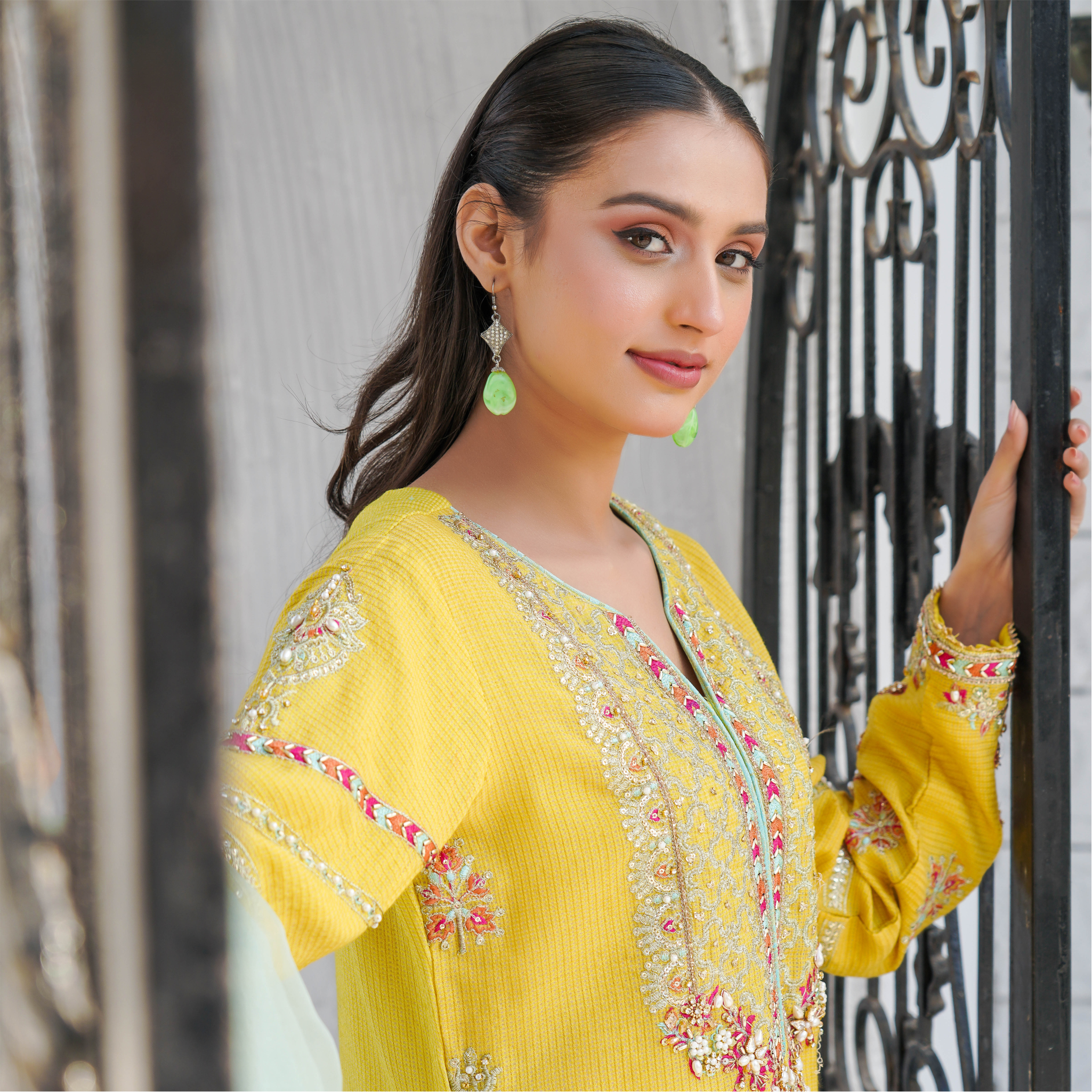 Code: 7184 ( 3 Piece Outfit )