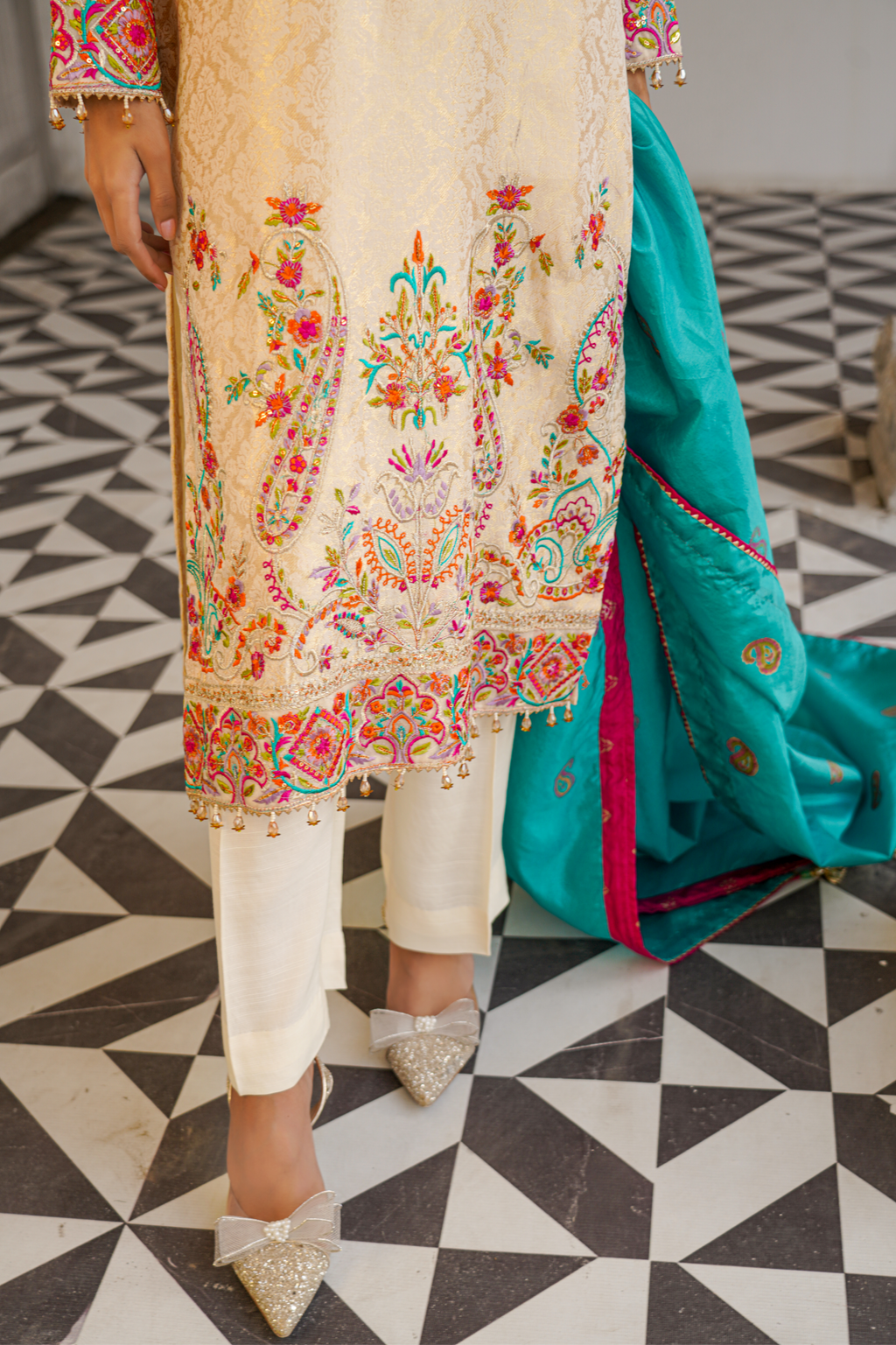 Code: 7173 ( 3 Pc Outfit ) Skin