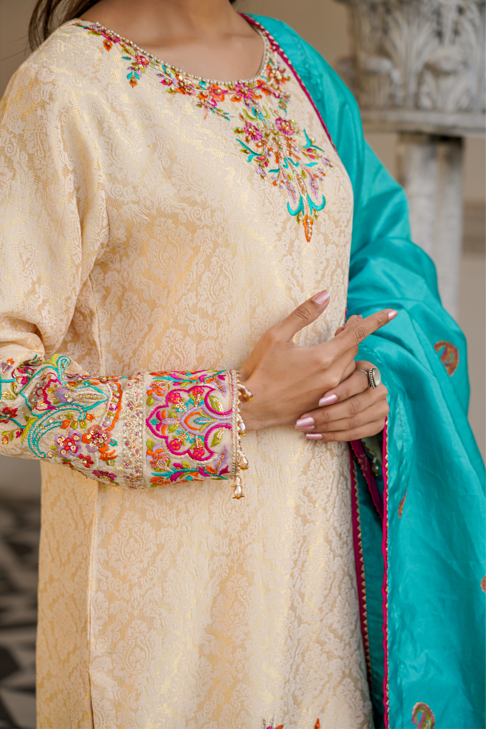 Code: 7173 ( 3 Pc Outfit ) Skin