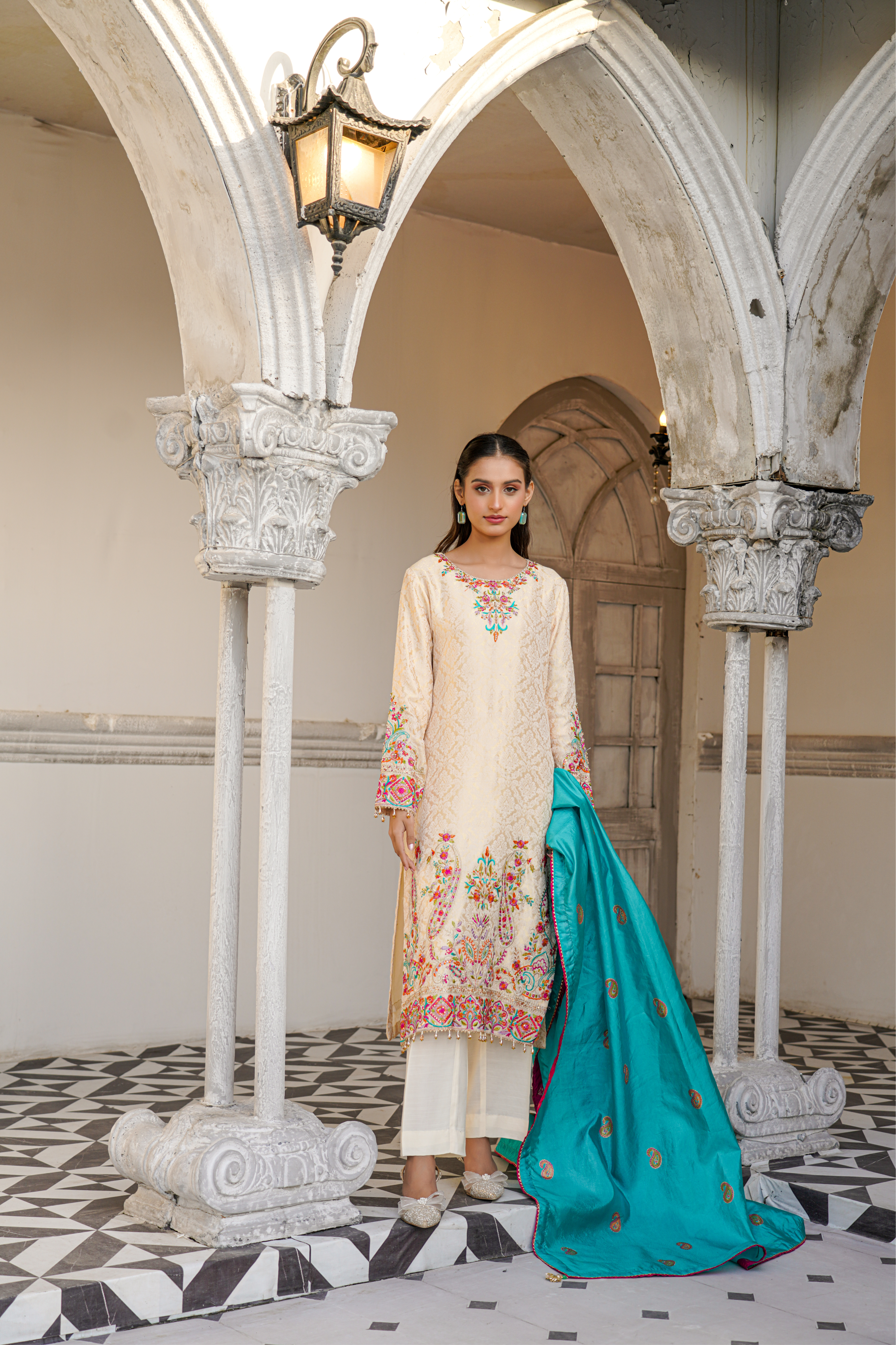 Code: 7173 ( 3 Pc Outfit ) Skin