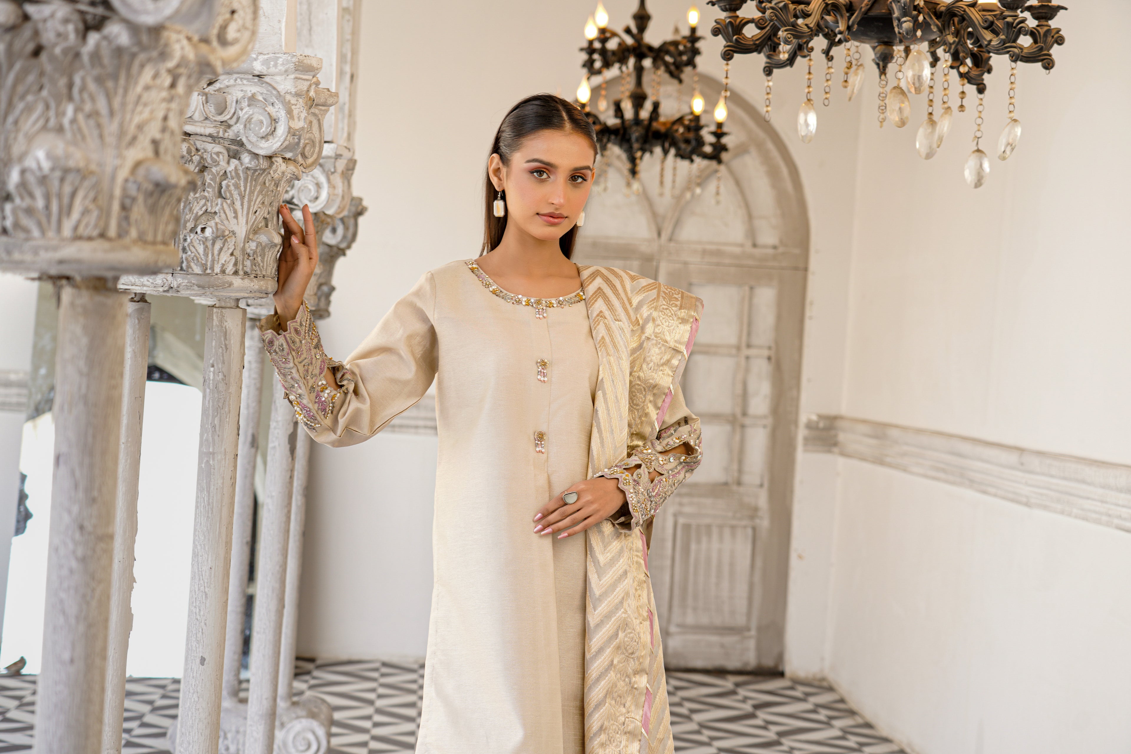 Code: 7146A ( 3 Pc Outfit )