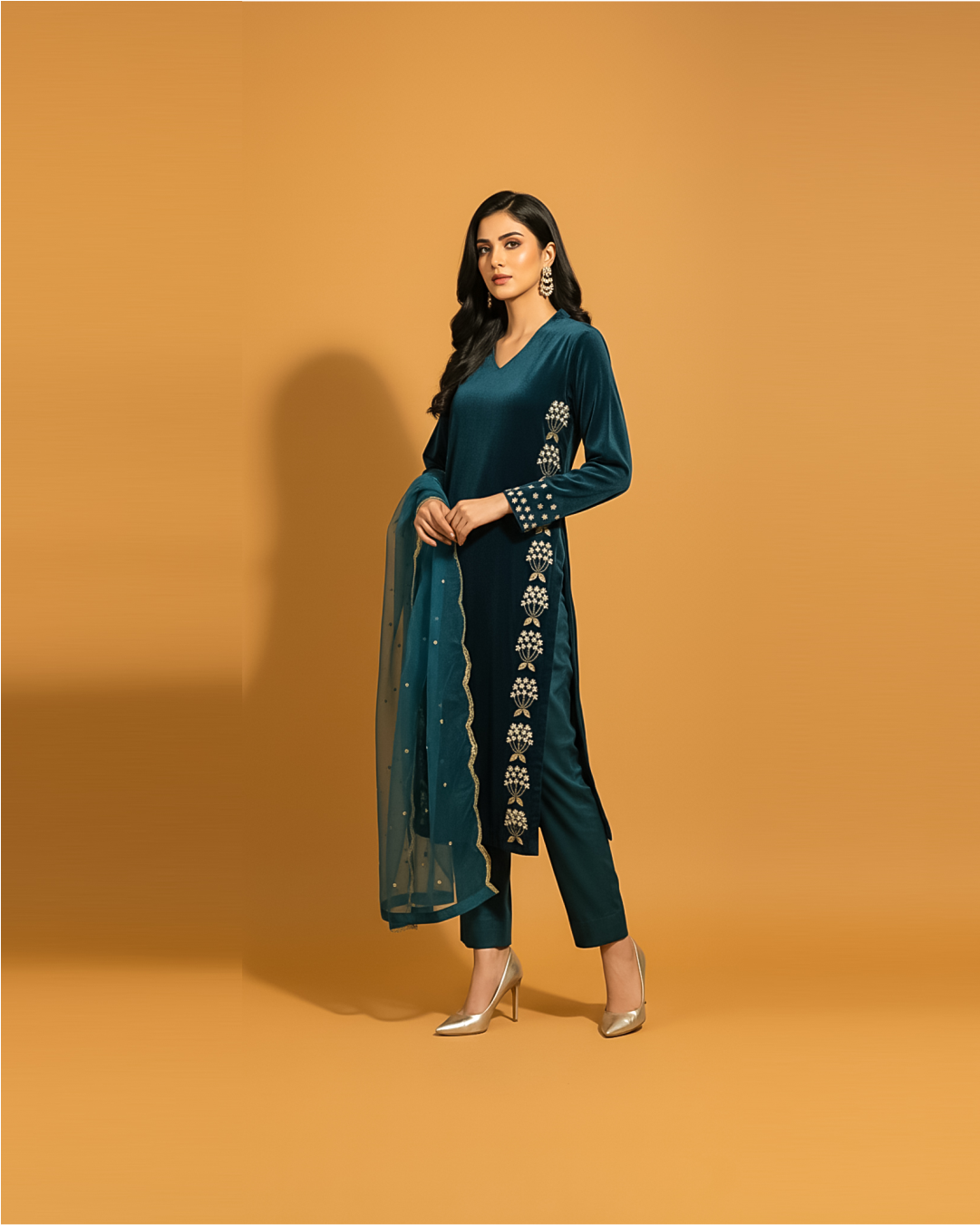 Code: 7130 ( 3 Piece Outfit )