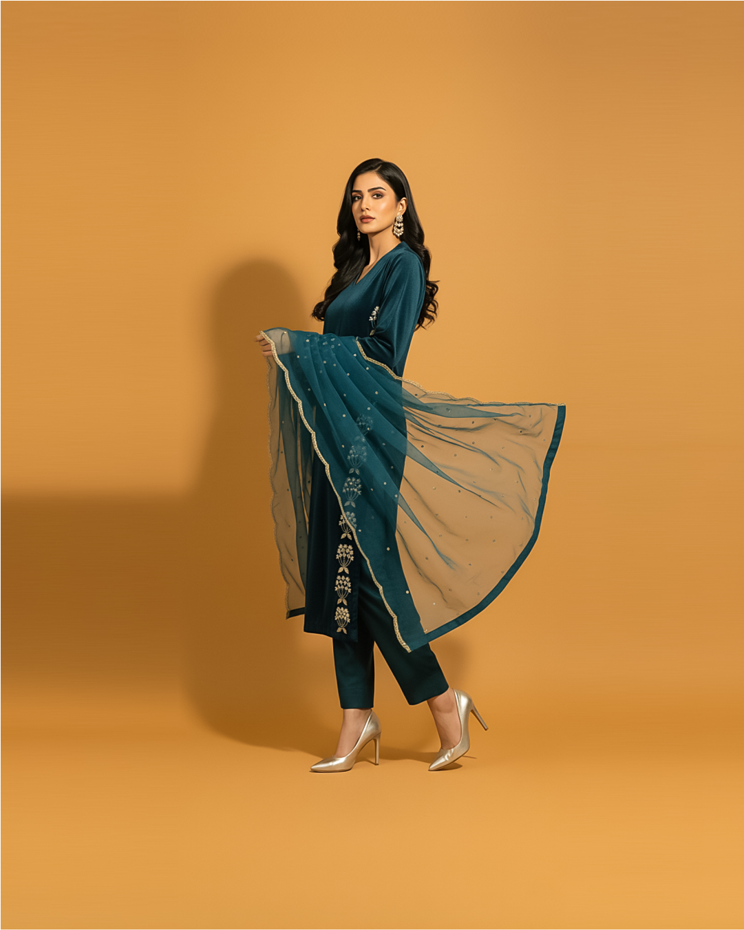 Code: 7130 ( 3 Piece Outfit )